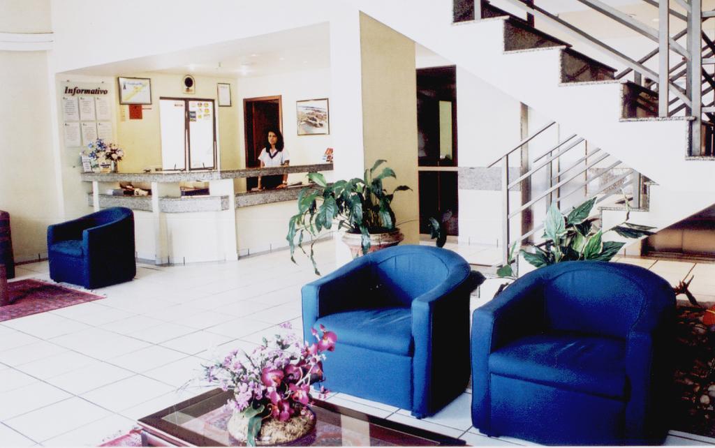 גויאניה Oft Plaza Oeste Hotel מראה חיצוני תמונה