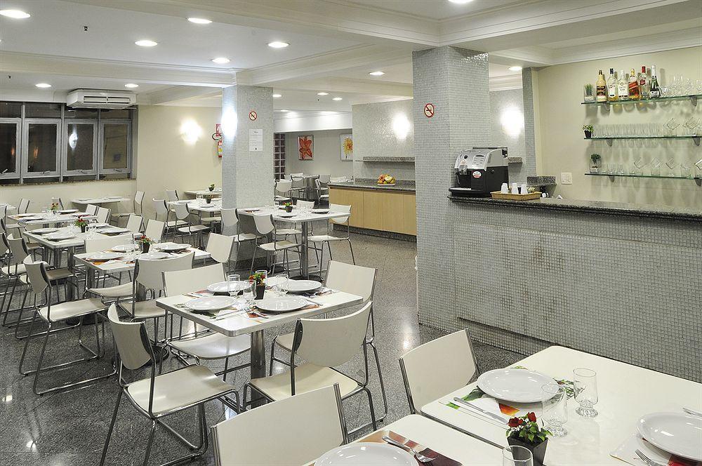 גויאניה Oft Plaza Oeste Hotel מראה חיצוני תמונה