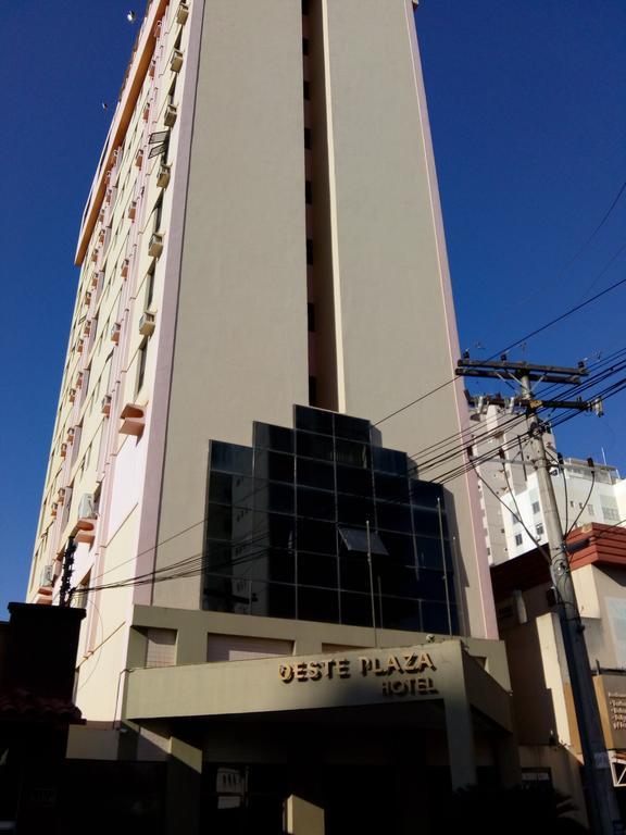 גויאניה Oft Plaza Oeste Hotel מראה חיצוני תמונה