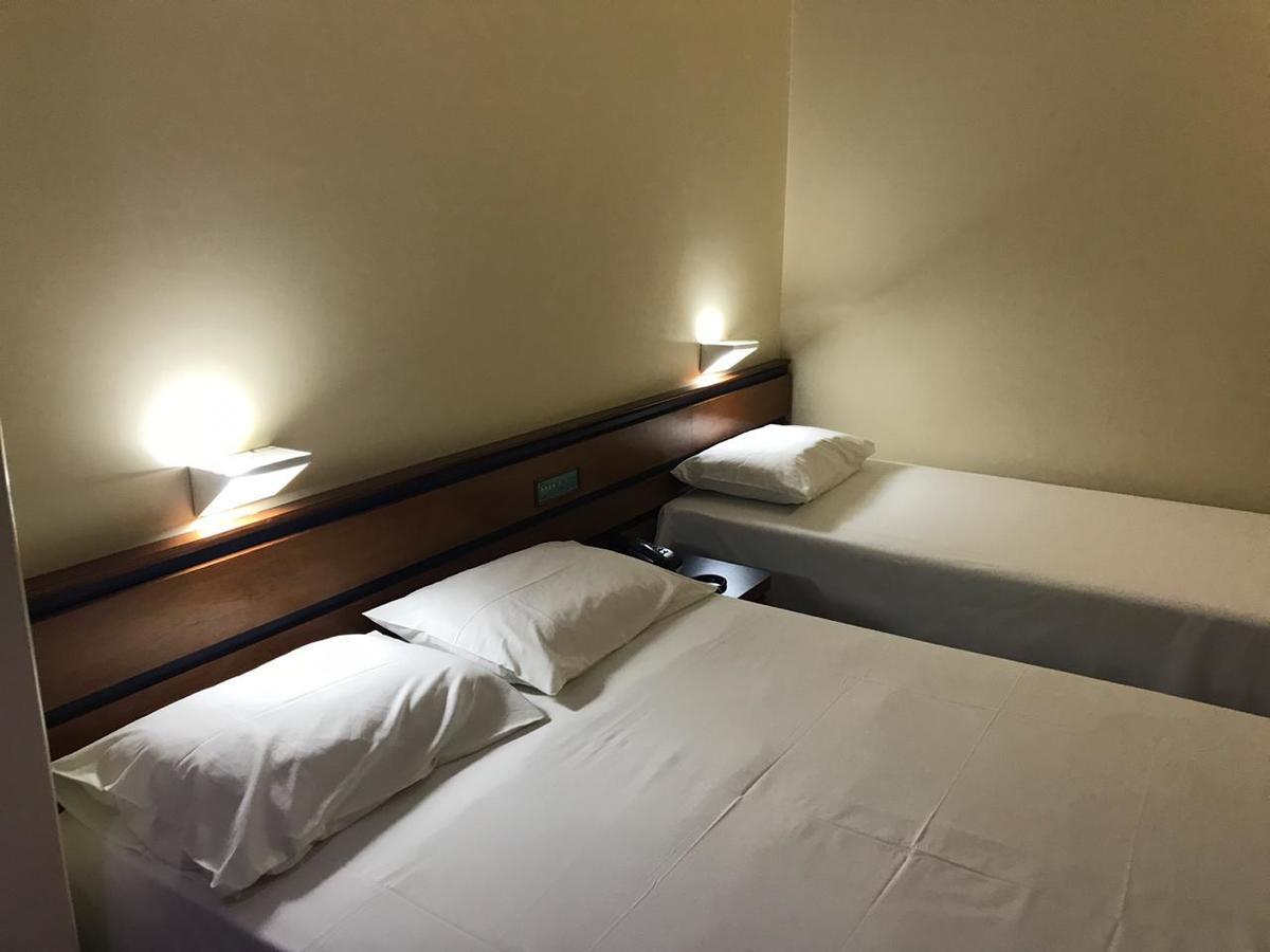 גויאניה Oft Plaza Oeste Hotel מראה חיצוני תמונה